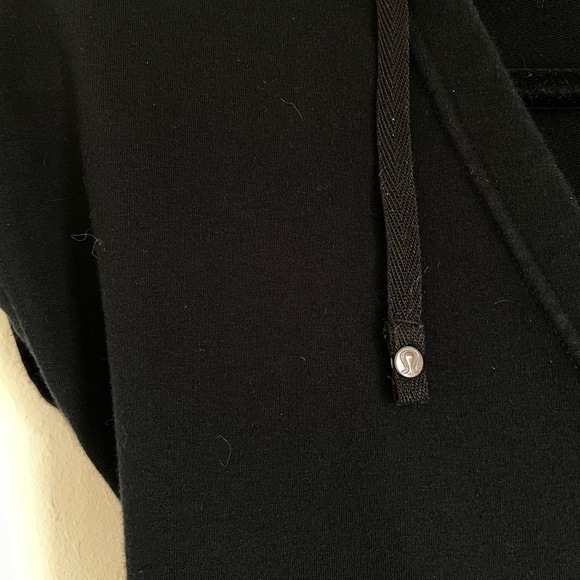 LULULEMON RARE Work It One Piece French Terry Hooded Romper Black 2 Jumpsuit - Picture 6 of 12